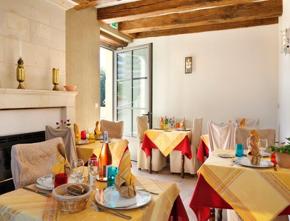 Hotel Auberge De La Bonde Logis Ланже Экстерьер фото